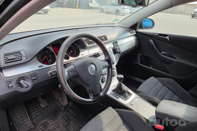 Volkswagen Passat B6 wagon 5-doors