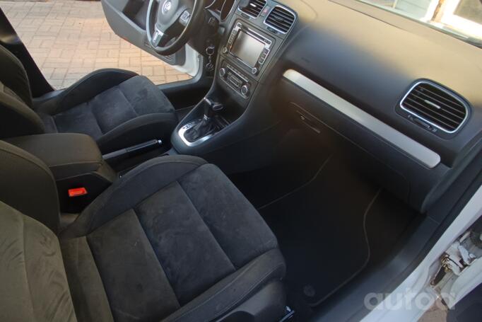 Volkswagen Golf 6 generation Hatchback 5-doors