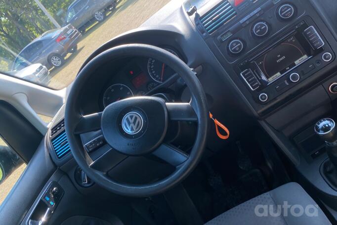 Volkswagen Touran 1 generation Minivan