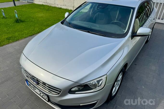 Volvo V60 1 generation [restyling] wagon 5-doors