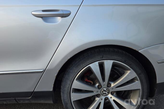 Volkswagen Passat B6 Sedan 4-doors