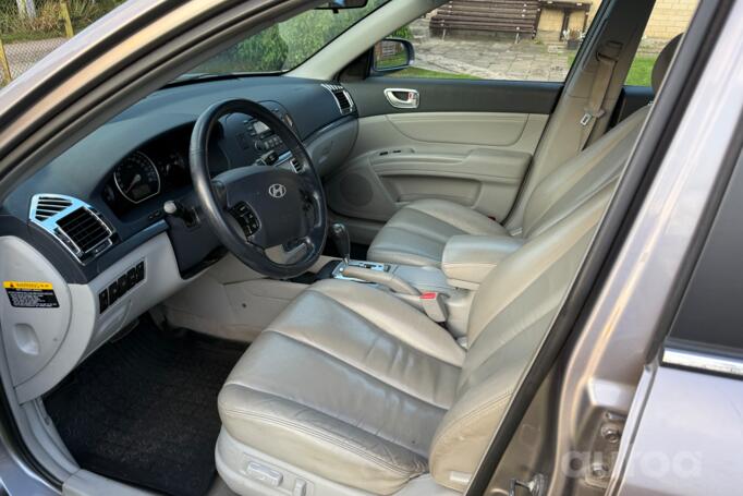 Hyundai Sonata NF Sedan