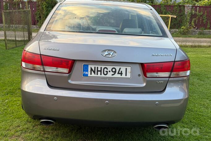 Hyundai Sonata NF Sedan