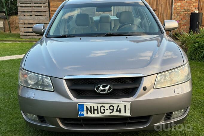 Hyundai Sonata NF Sedan