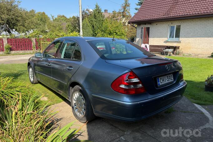 Mercedes-Benz E-Class W211 Sedan