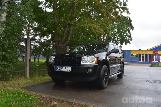 Jeep Cherokee KK SUV