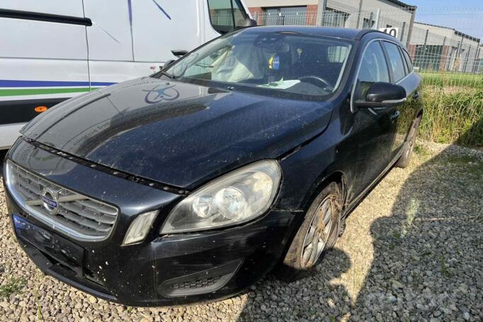 Volvo V60 1 generation wagon