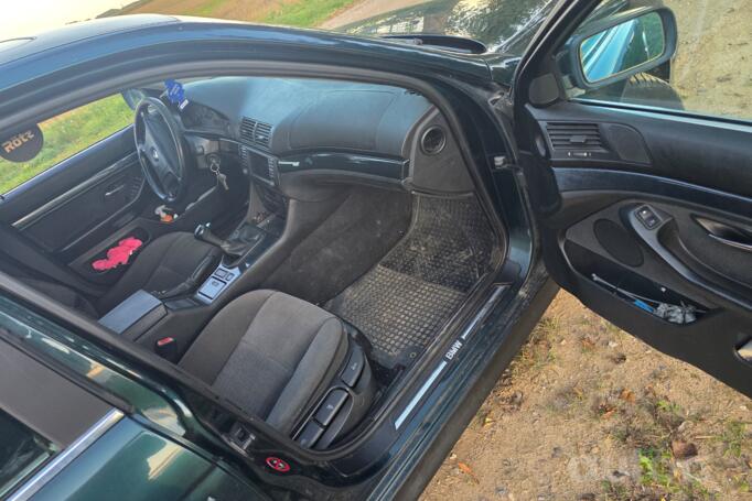 BMW 5 Series E39 Touring wagon