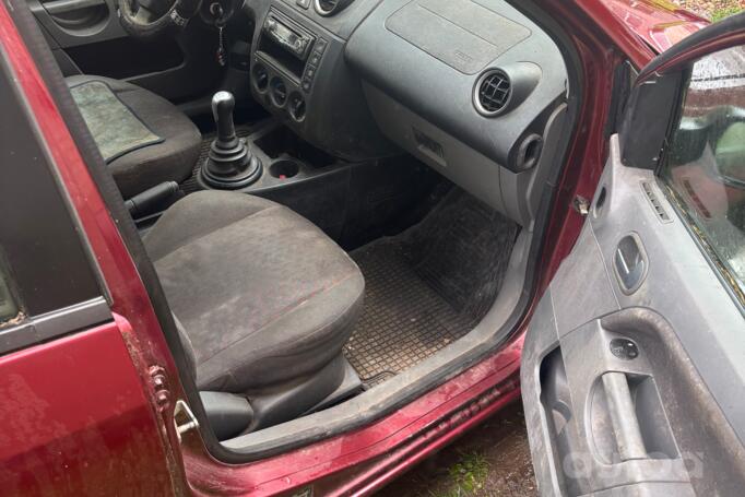 Ford Fiesta 5 generation Hatchback 5-doors