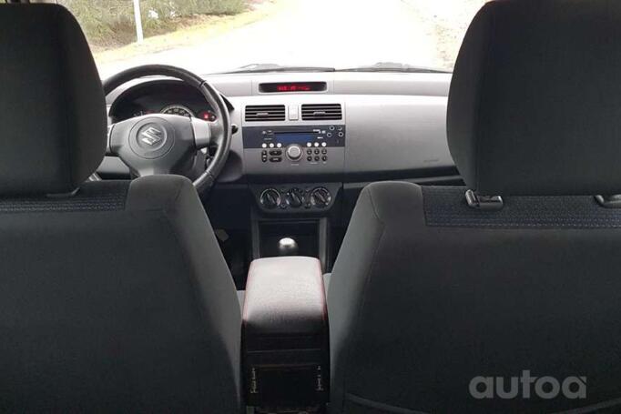 Suzuki Swift 3 generation Hatchback 5-doors