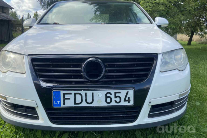 Volkswagen Passat B6 Sedan 4-doors