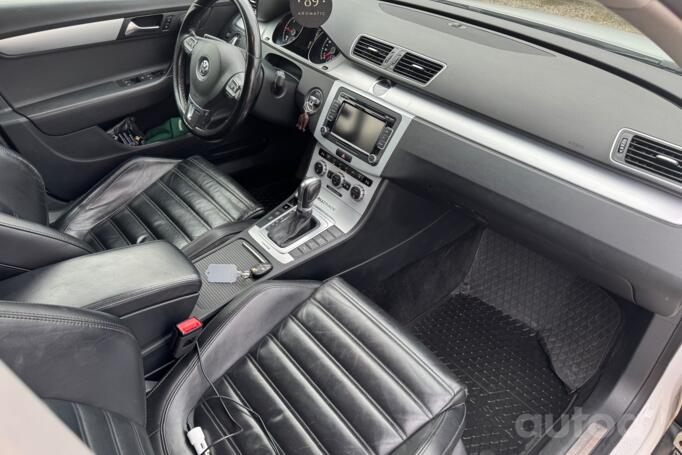Volkswagen Passat B7 Passat Alltrack (B7)