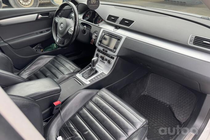 Volkswagen Passat B7 Passat Alltrack (B7)