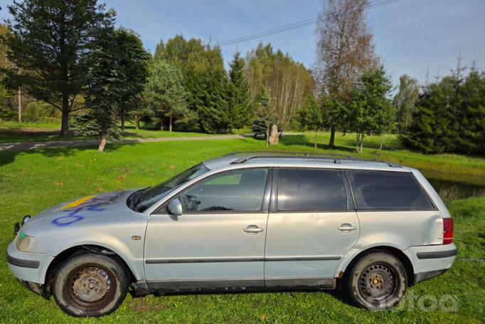 Volkswagen Passat B5 Sedan 4-doors