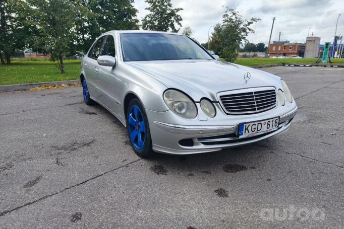 Mercedes-Benz E-Class W211 Sedan