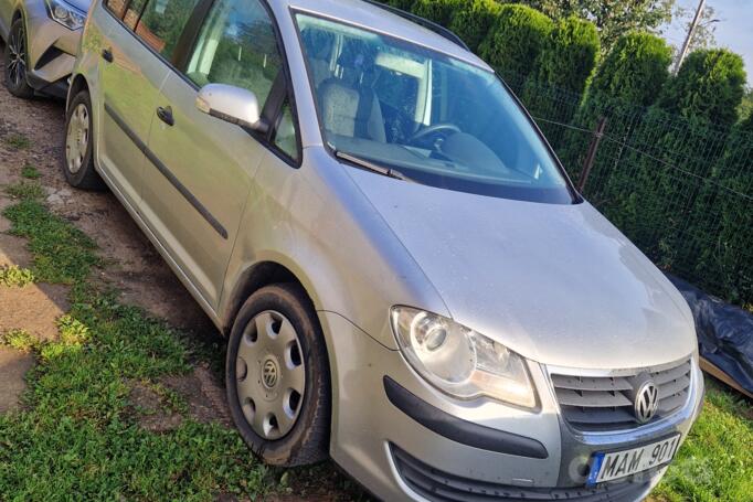Volkswagen Touran 1 generation [restyling] Minivan 5-doors