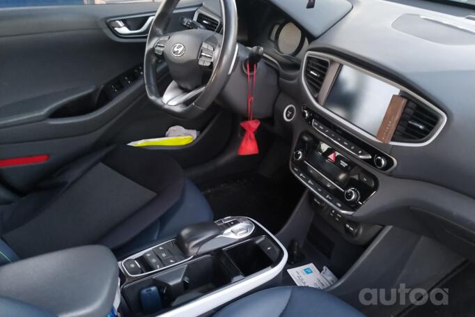 Hyundai Ioniq AE Liftback