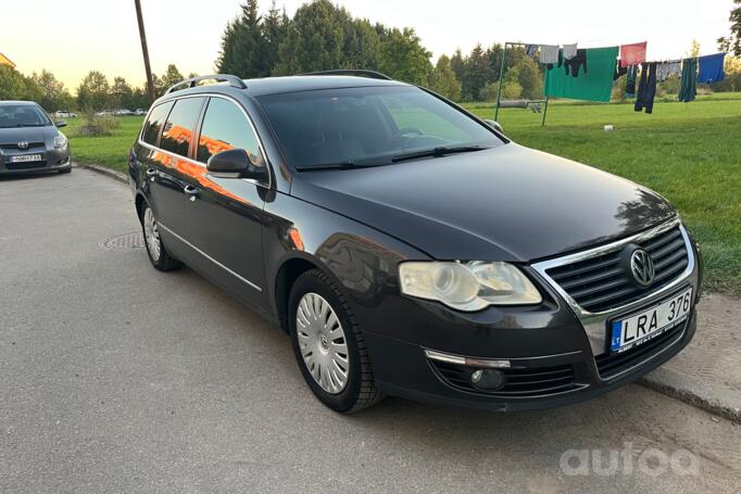 Volkswagen Passat B6 wagon 5-doors