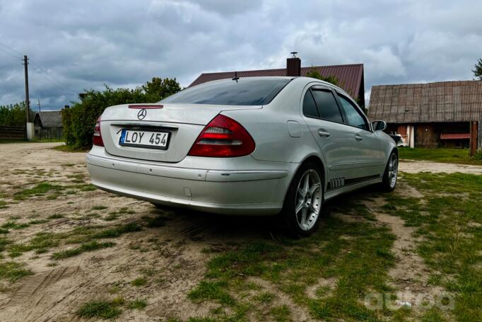 Mercedes-Benz E-Class W211 Sedan