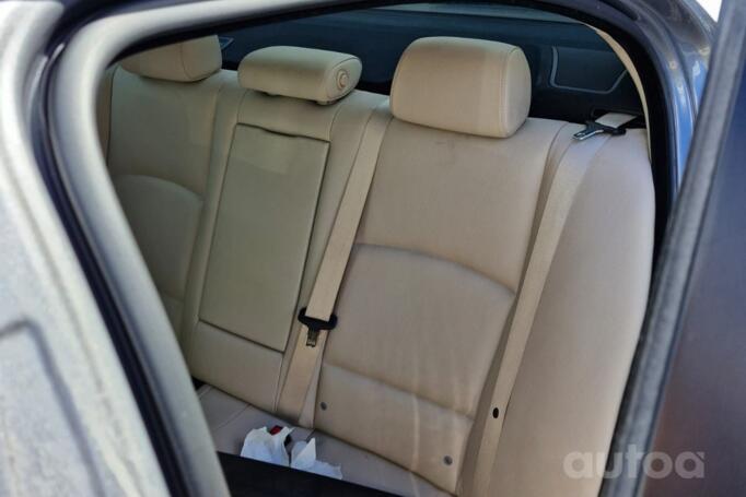 BMW 5 Series F07/F10/F11 Sedan