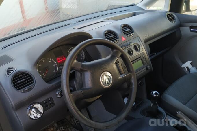 Volkswagen Caddy 3 generation Tramper minivan 5-doors