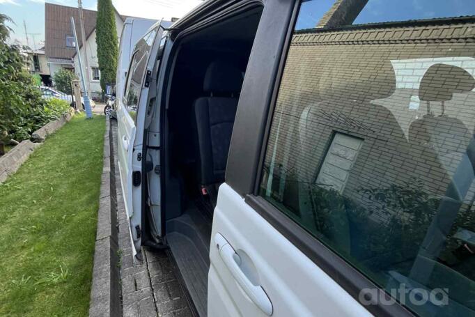 Mercedes-Benz Viano W639 Minivan