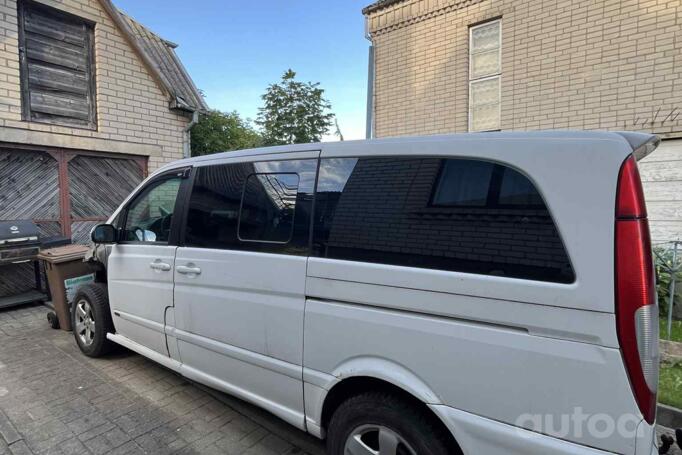 Mercedes-Benz Viano W639 Minivan