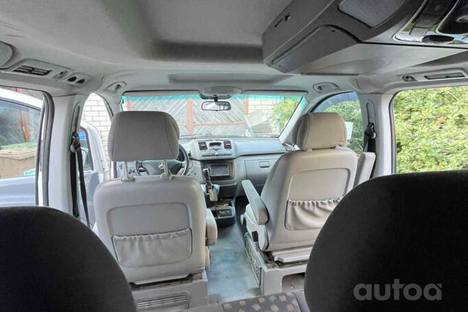 Mercedes-Benz Viano W639 Minivan
