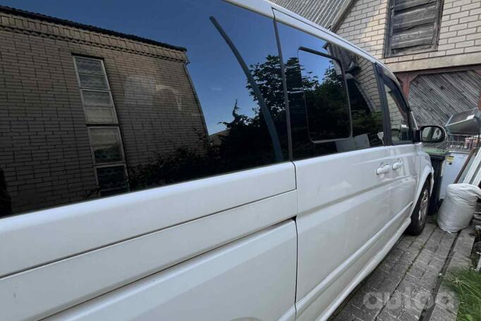 Mercedes-Benz Viano W639 Minivan