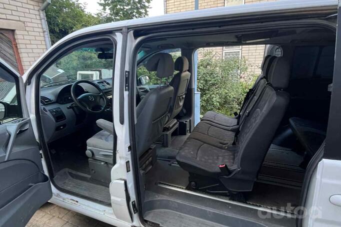 Mercedes-Benz Viano W639 Minivan