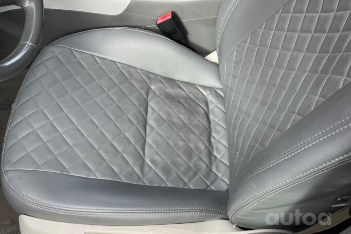 Audi A4 B8/8K Sedan 4-doors