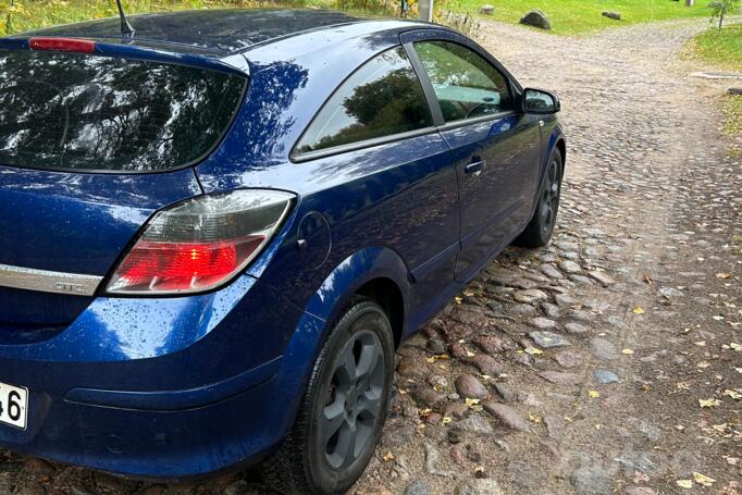 Opel Astra H Hatchback