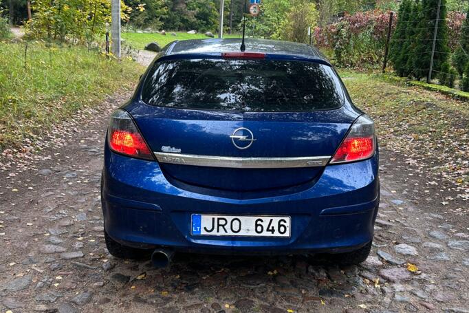 Opel Astra H Hatchback
