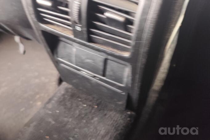 Volkswagen Passat B6 Sedan 4-doors