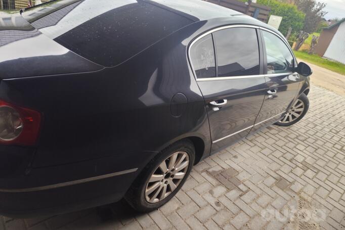 Volkswagen Passat B6 Sedan 4-doors