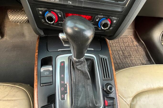 Audi A4 B8/8K wagon 5-doors