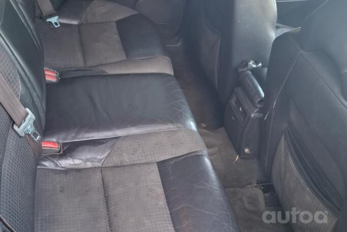 Volvo V70 2 generation R wagon 5-doors