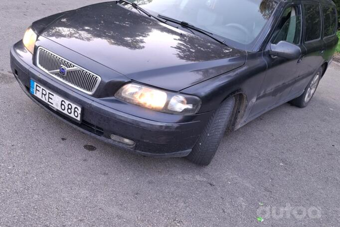 Volvo V70 2 generation R wagon 5-doors
