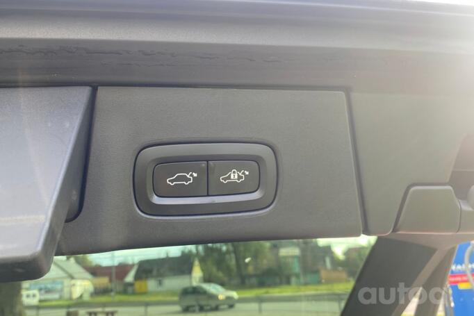 Volvo V90 2 generation Cross Country wagon