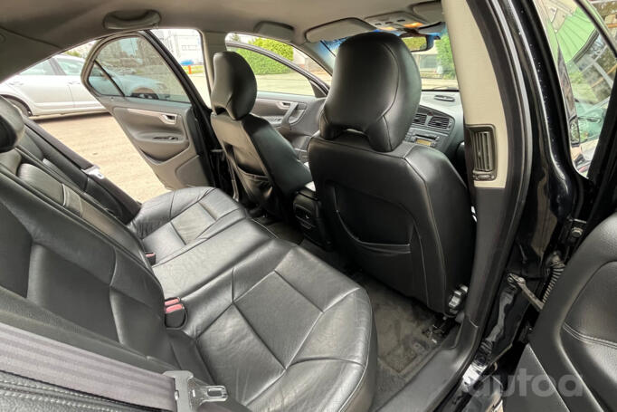 Volvo S60 1 generation Sedan