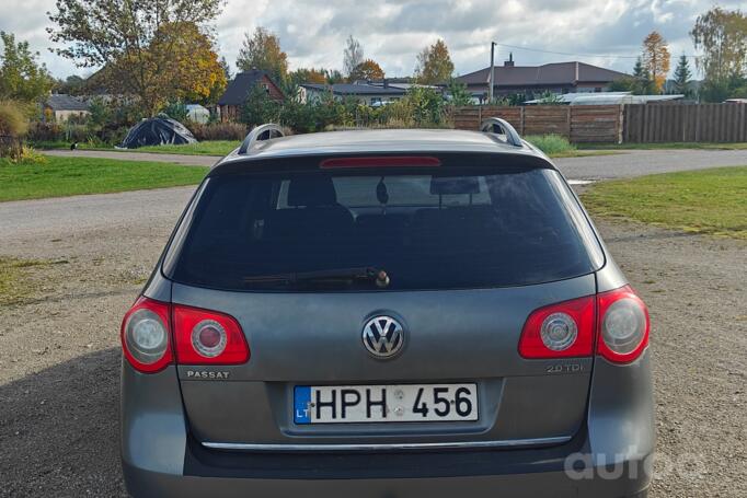 Volkswagen Passat B6 wagon 5-doors