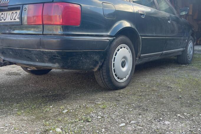 Audi 80 5 generation (B4)
