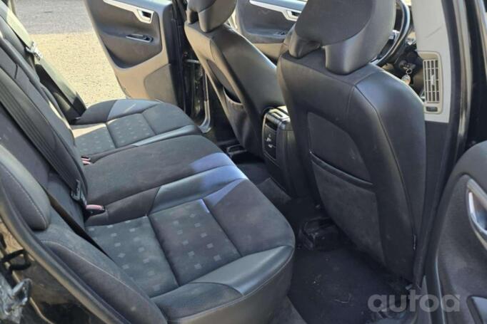 Volvo V70 2 generation [restyling] wagon 5-doors