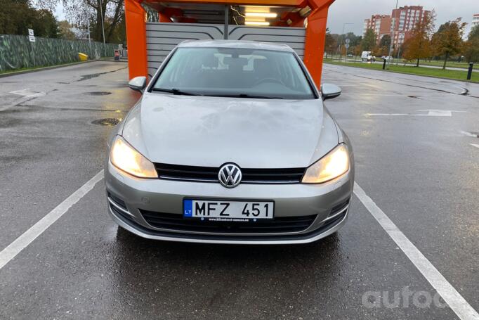 Volkswagen Golf 7 generation Hatchback 5-doors