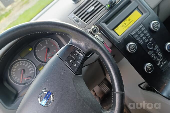 Volvo V50 1 generation [restyling]
