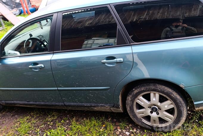 Volvo V50 1 generation [restyling]