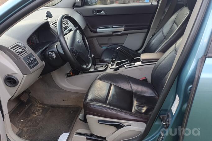 Volvo V50 1 generation [restyling]