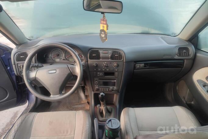 Volvo V40 1 generation [2th restyling] wagon