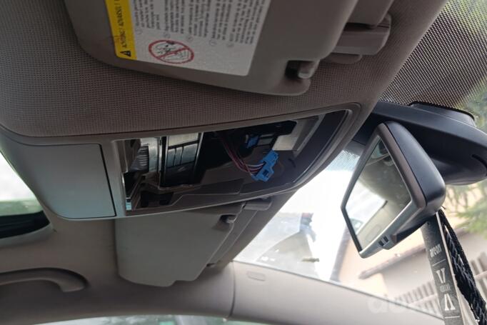 Volkswagen Passat B6 wagon 5-doors