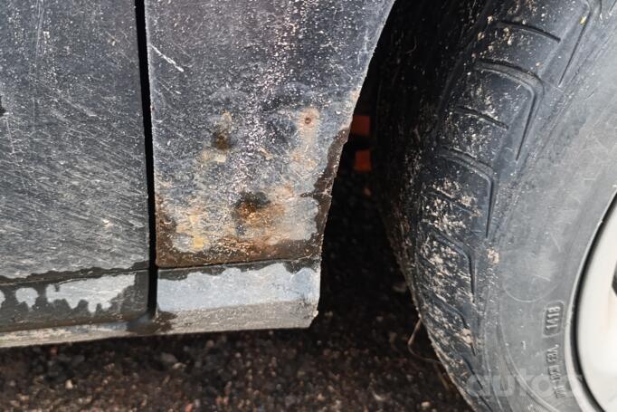 Volkswagen Passat B6 wagon 5-doors